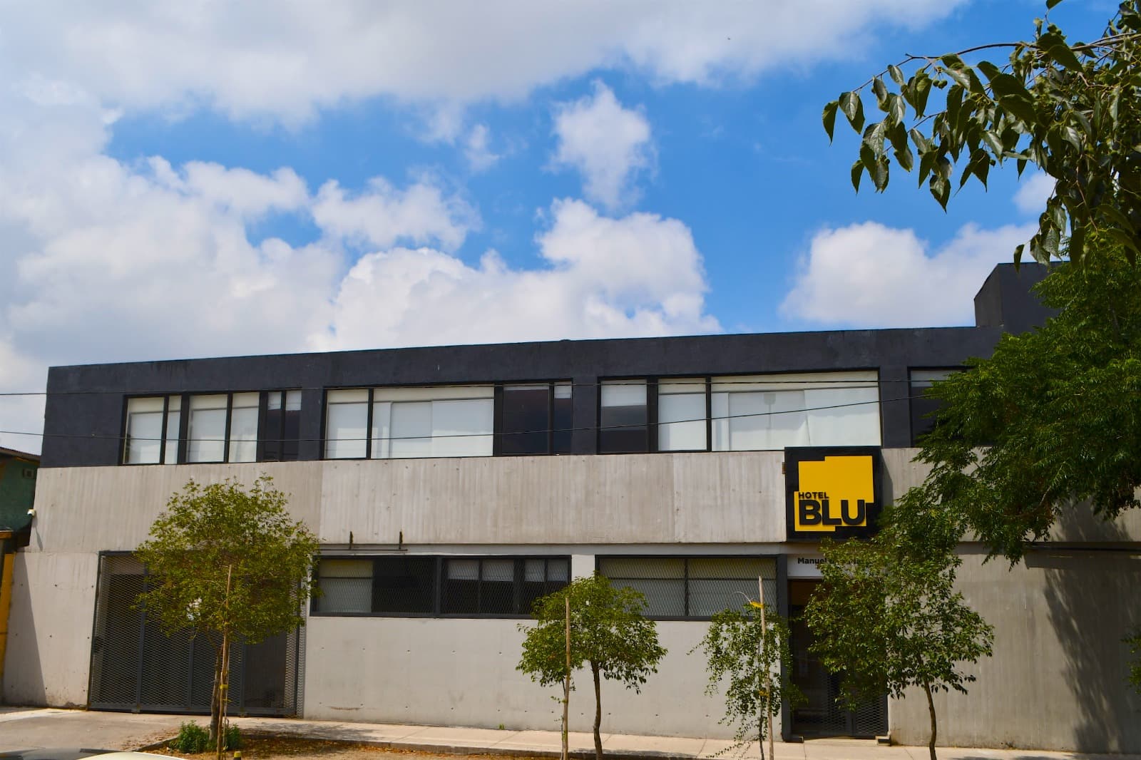 Hotel BLU modern building